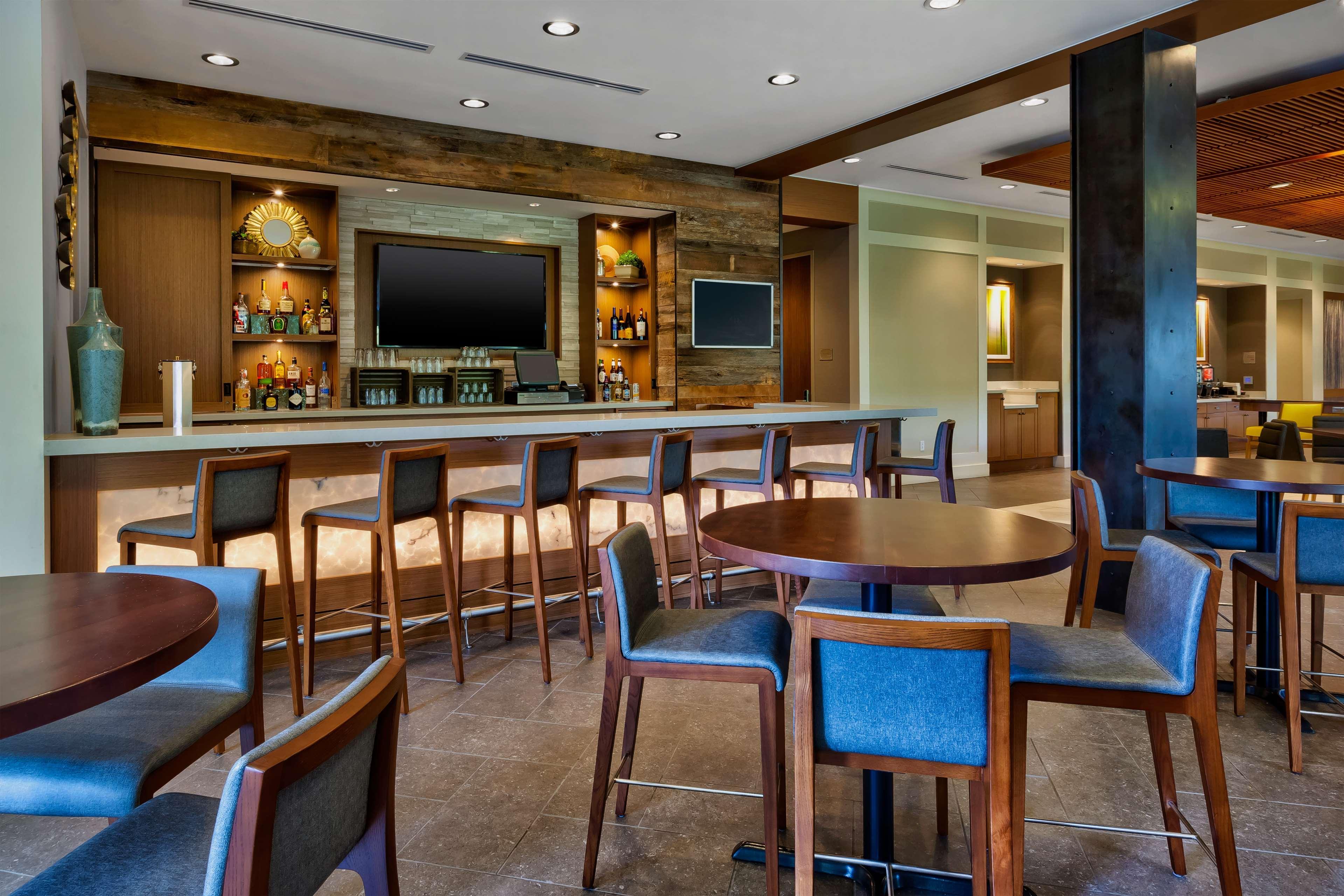 Homewood Suites By Hilton Pittsburgh Downtown Екстериор снимка