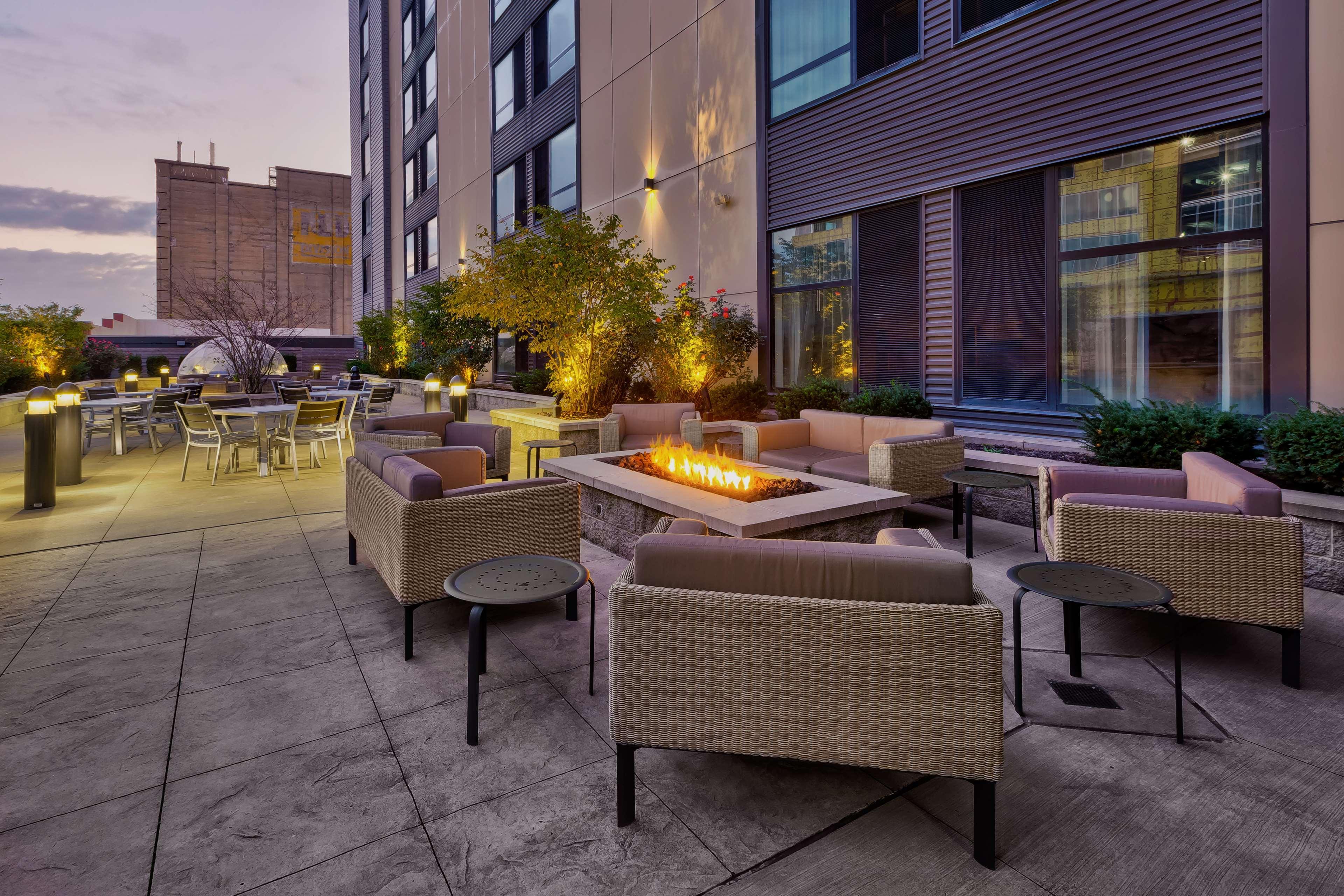 Homewood Suites By Hilton Pittsburgh Downtown Екстериор снимка