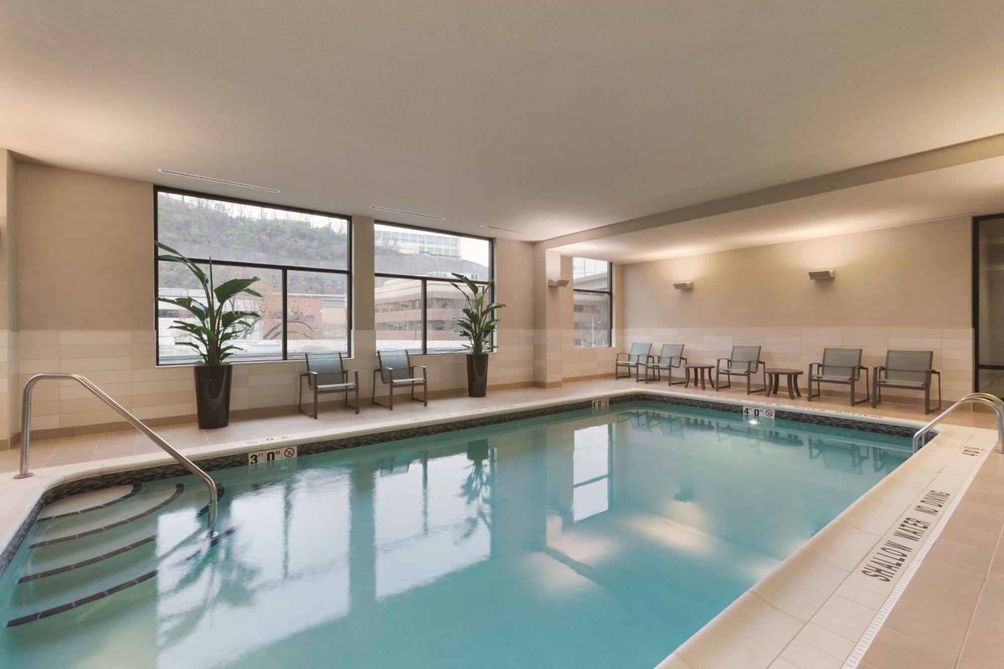 Homewood Suites By Hilton Pittsburgh Downtown Екстериор снимка