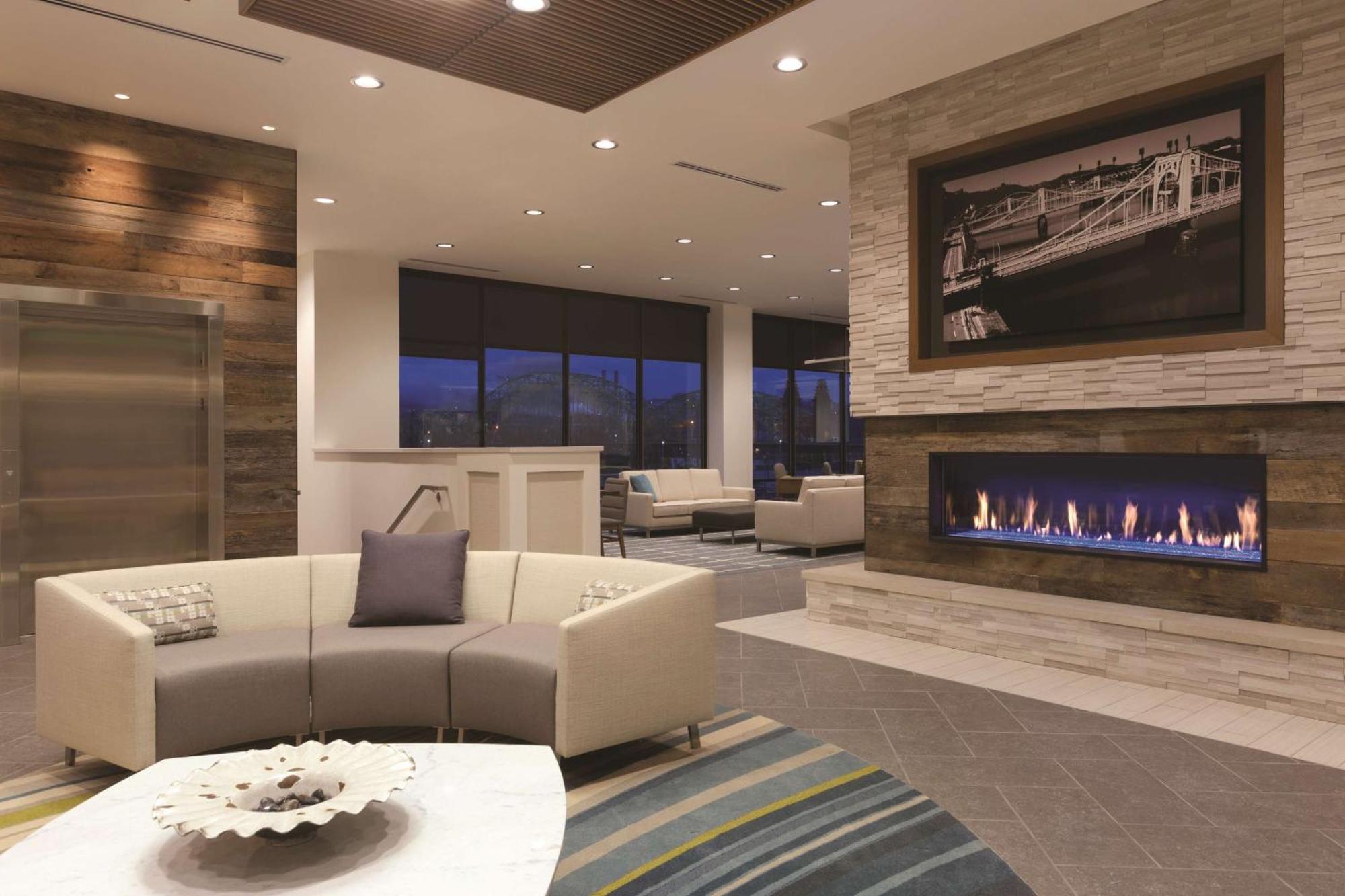 Homewood Suites By Hilton Pittsburgh Downtown Екстериор снимка
